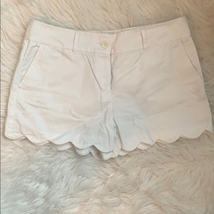Loft white scalloped shorts